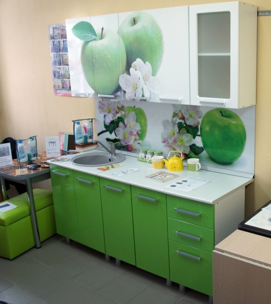 Яблоки зеленые