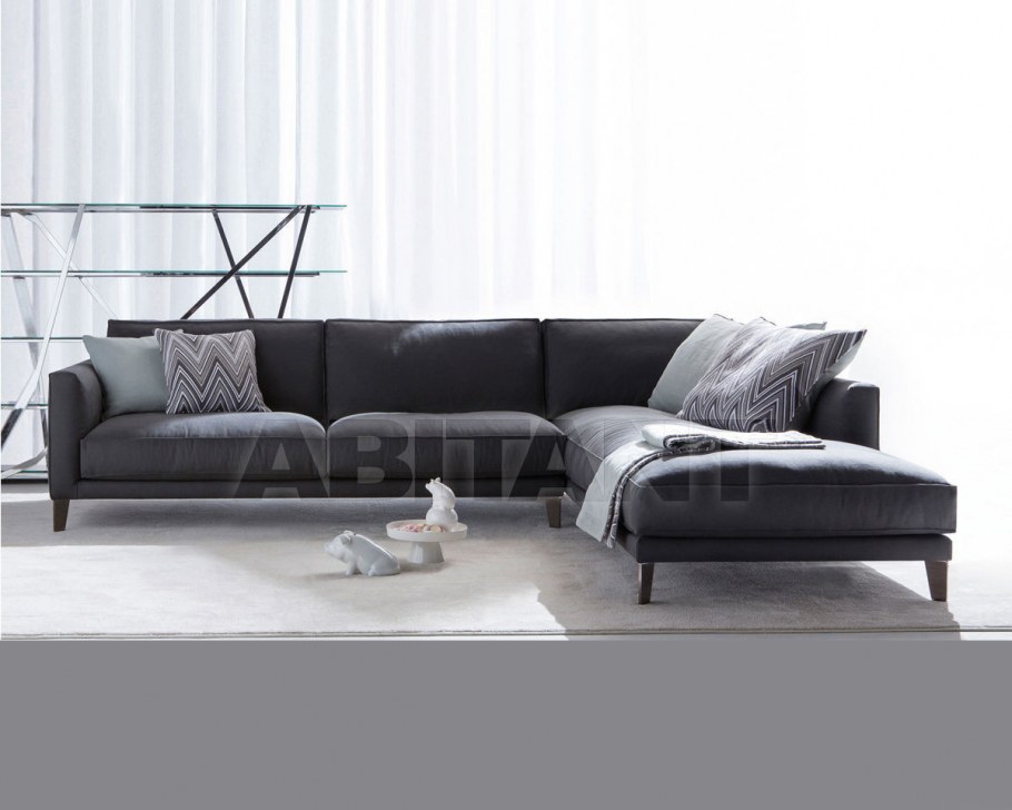 Современные итальянские диваны на ножках