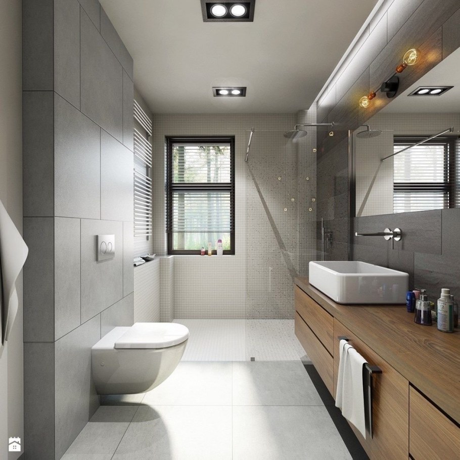 Узкая длинная ванная комната