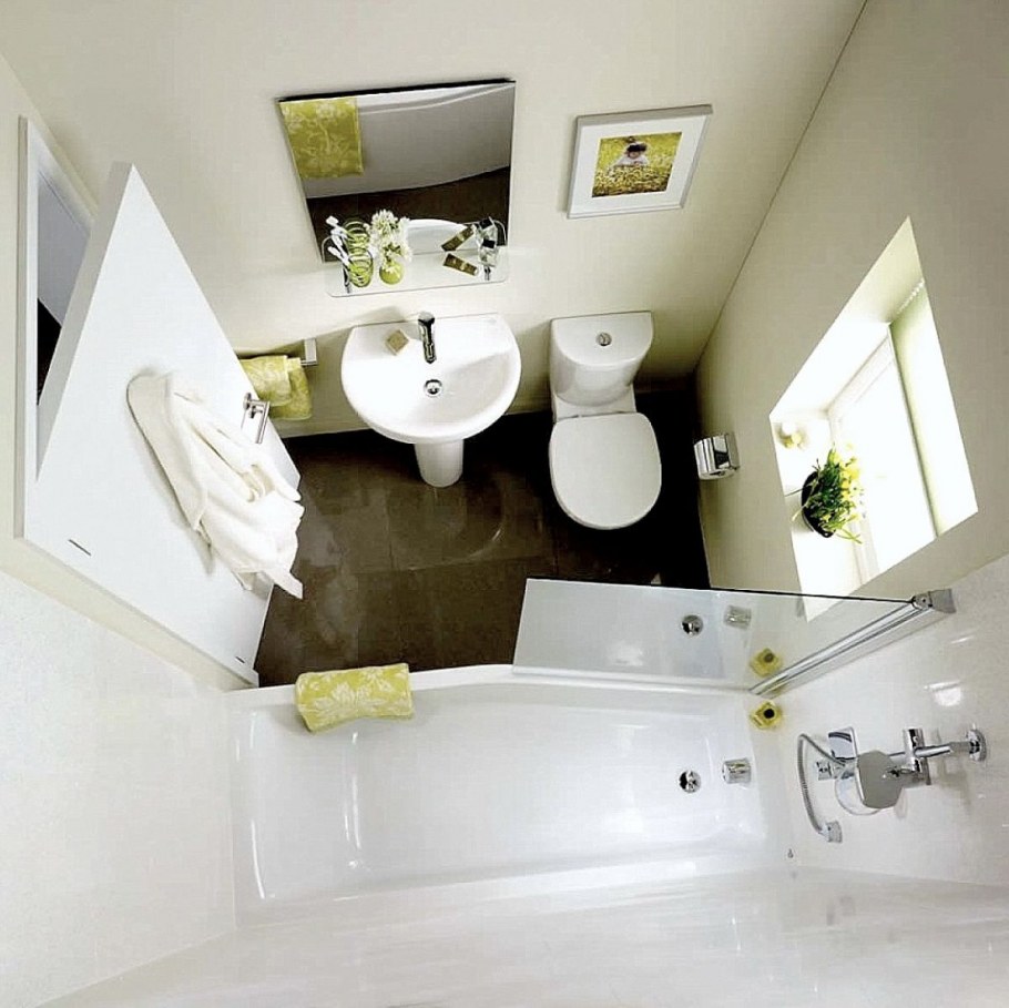 Вытянутая ванная комната