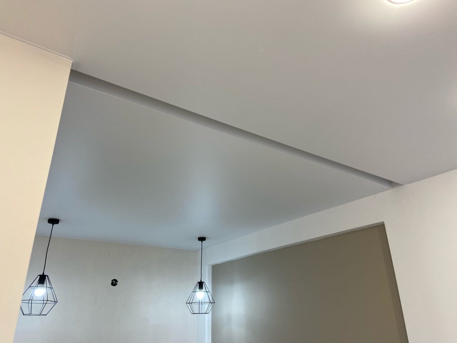 Натяжной потолок с перегибом