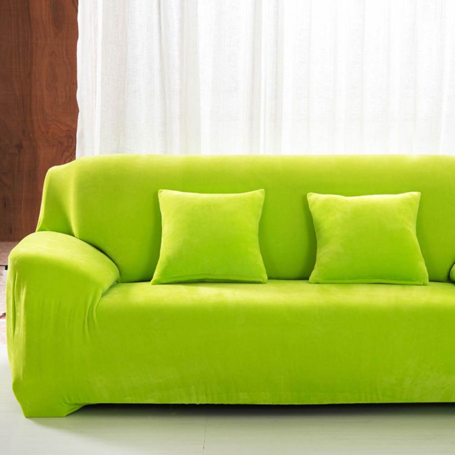 Зеленый диван в интерьере