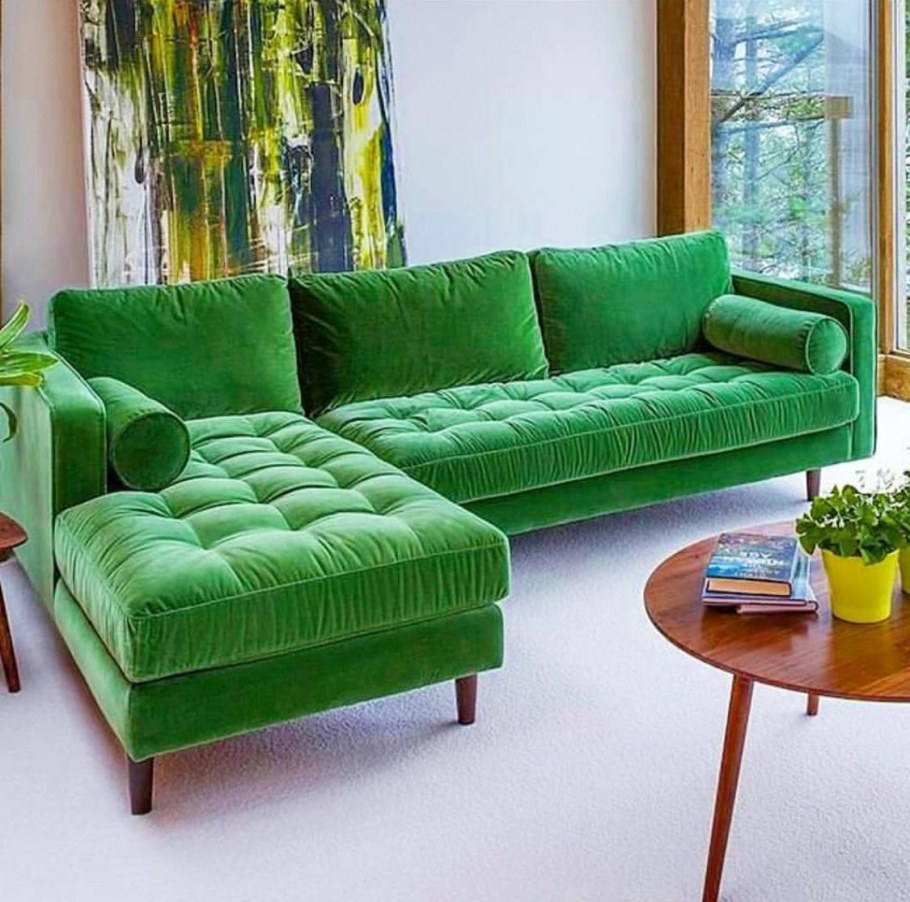 Диван салатового цвета на кухню