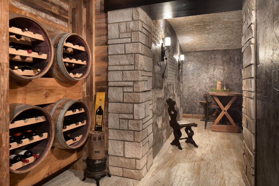 Винный погреб в стиле лофт