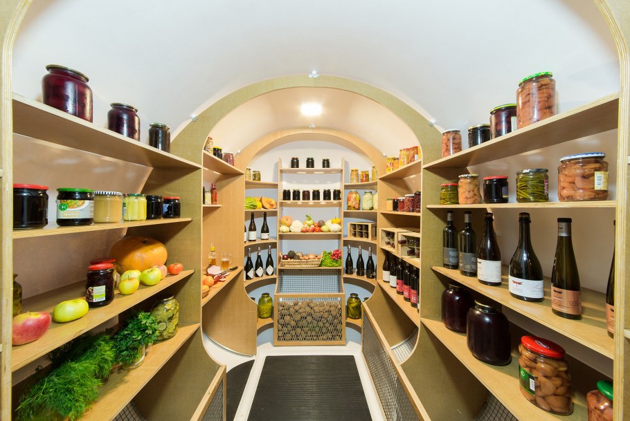 Отделка винного погреба