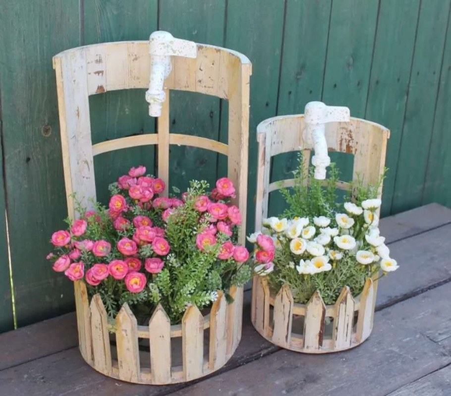 Деревянные вазоны для цветов