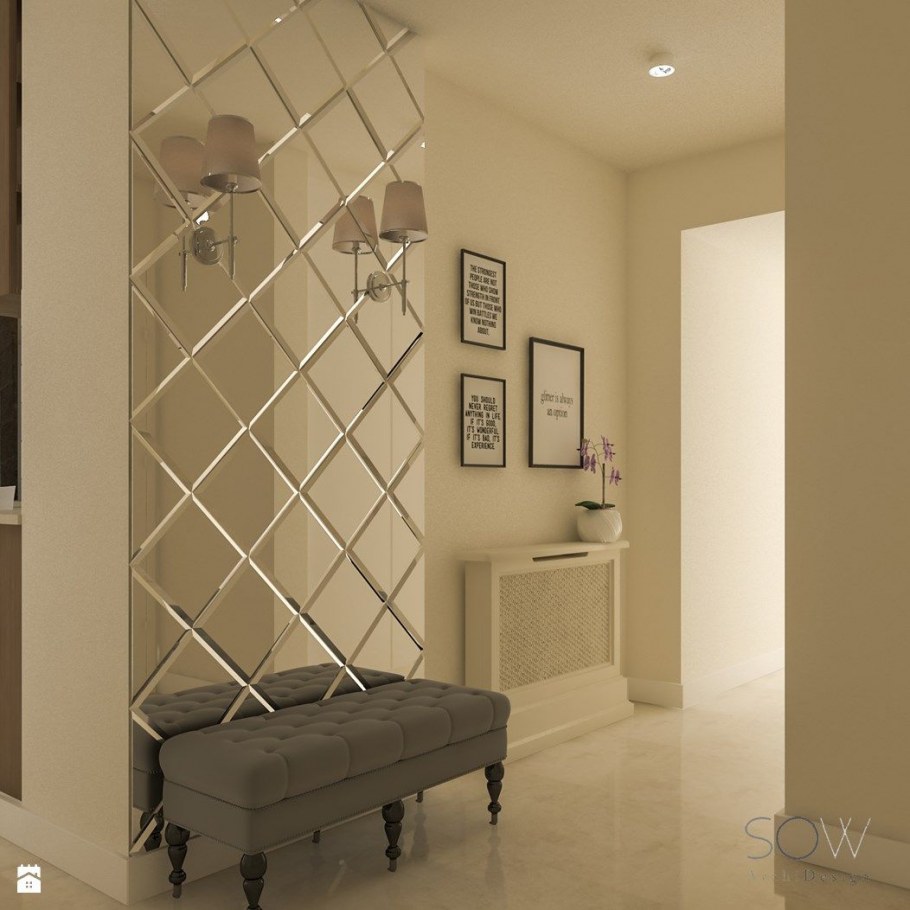 Зеркальная плитка в коридоре