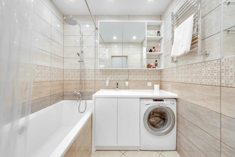 Ванная комната со стиральной машиной