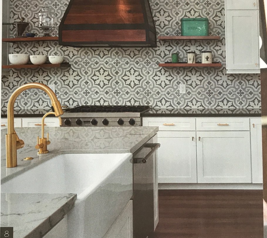 Метлахская плитка на фартук кухни