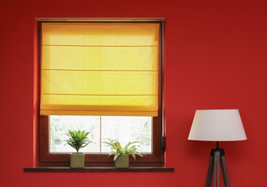 Римские шторы желтые