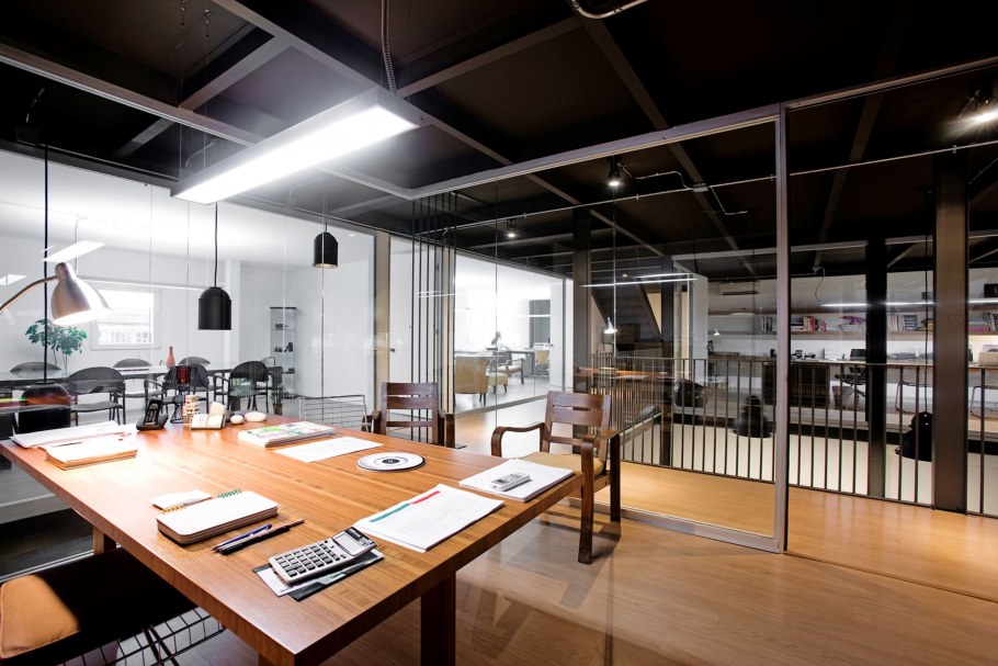 Офисное здание в стиле лофт