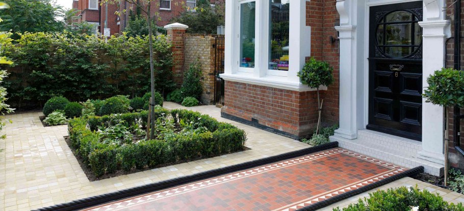 Ландшафт перед домом