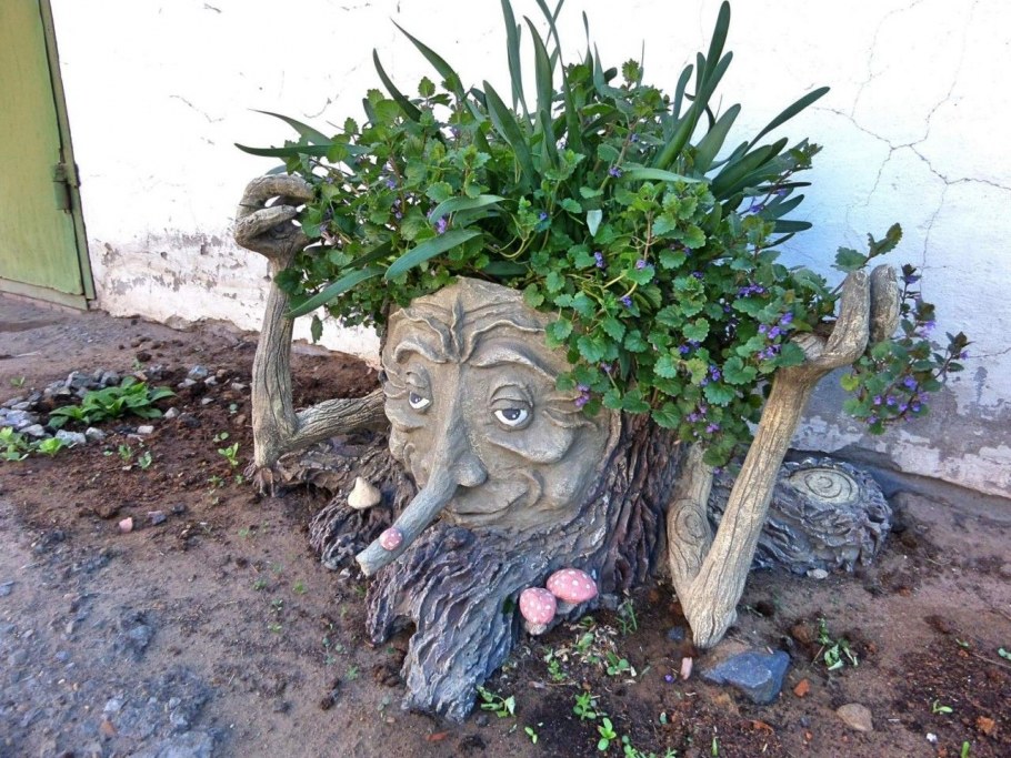 Пенек из бетона