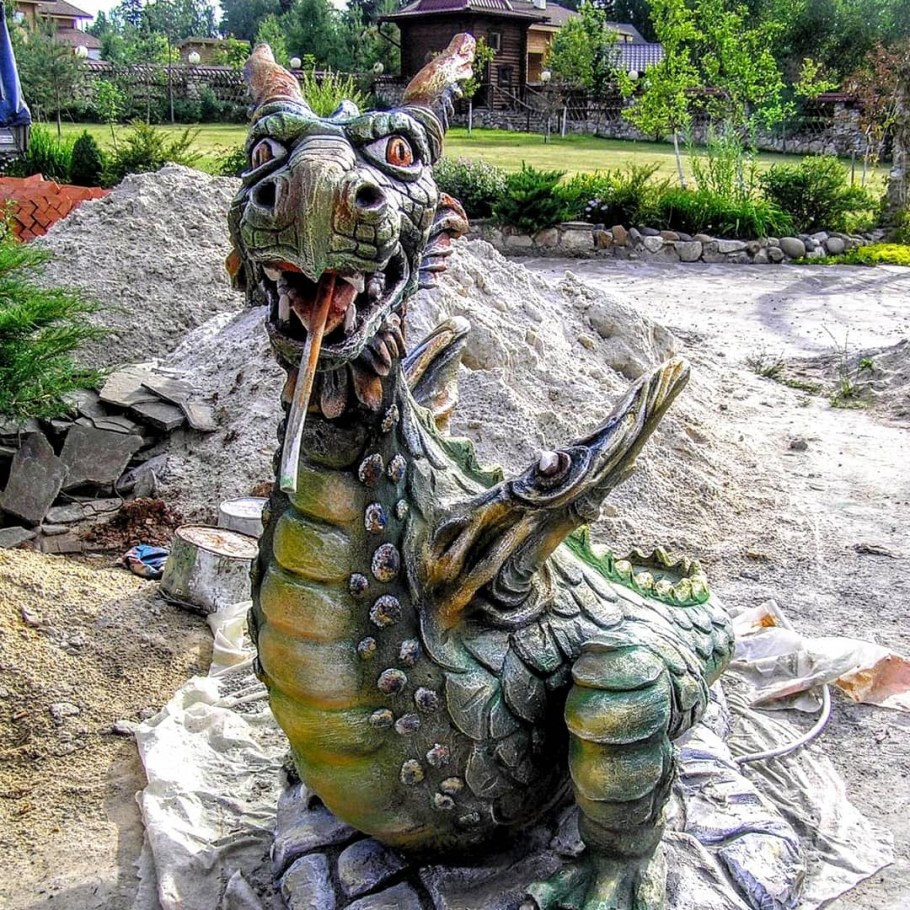 Декоративный пень