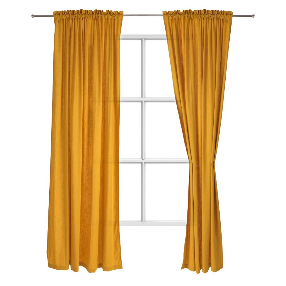 Шторы горчичного цвета в гостиной