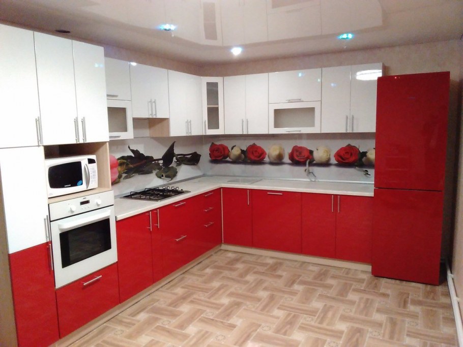 Кухонный гарнитур бордо ваниль