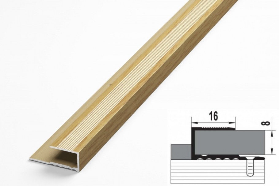 Плинтус для паркетной доски