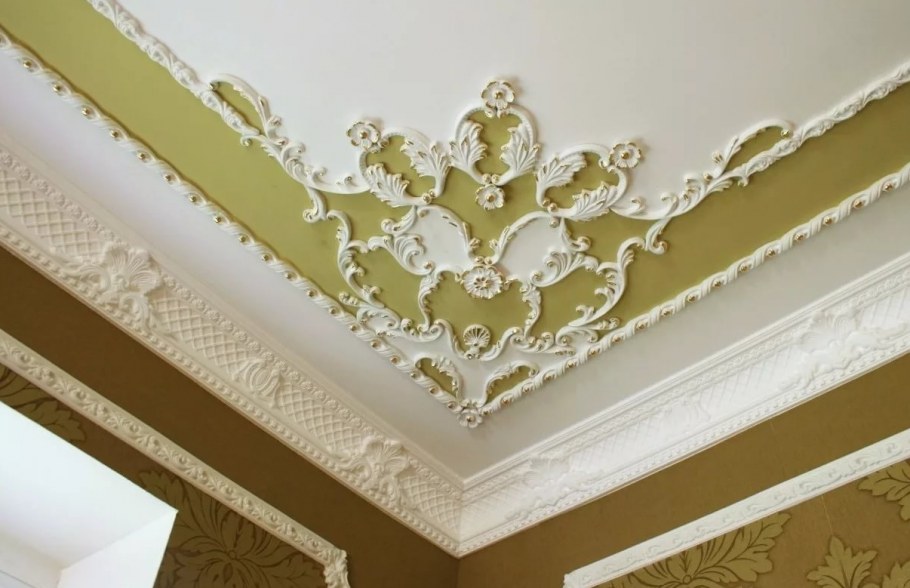 Варианты отделки потолка