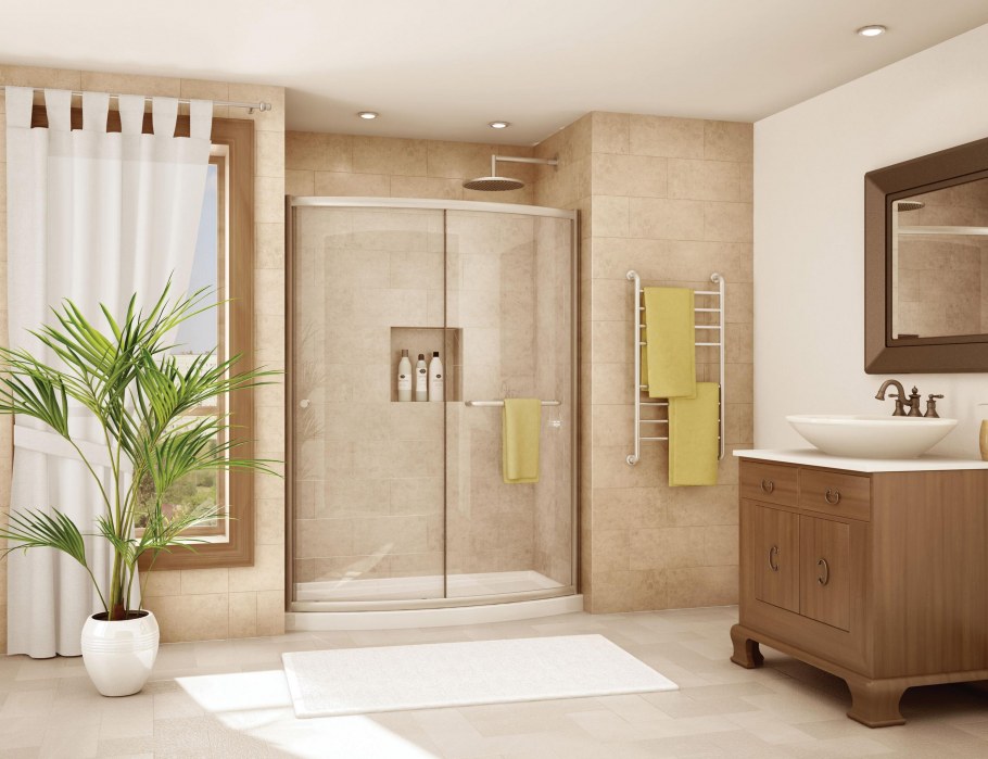 Интерьер ванной комнаты с душевой кабиной