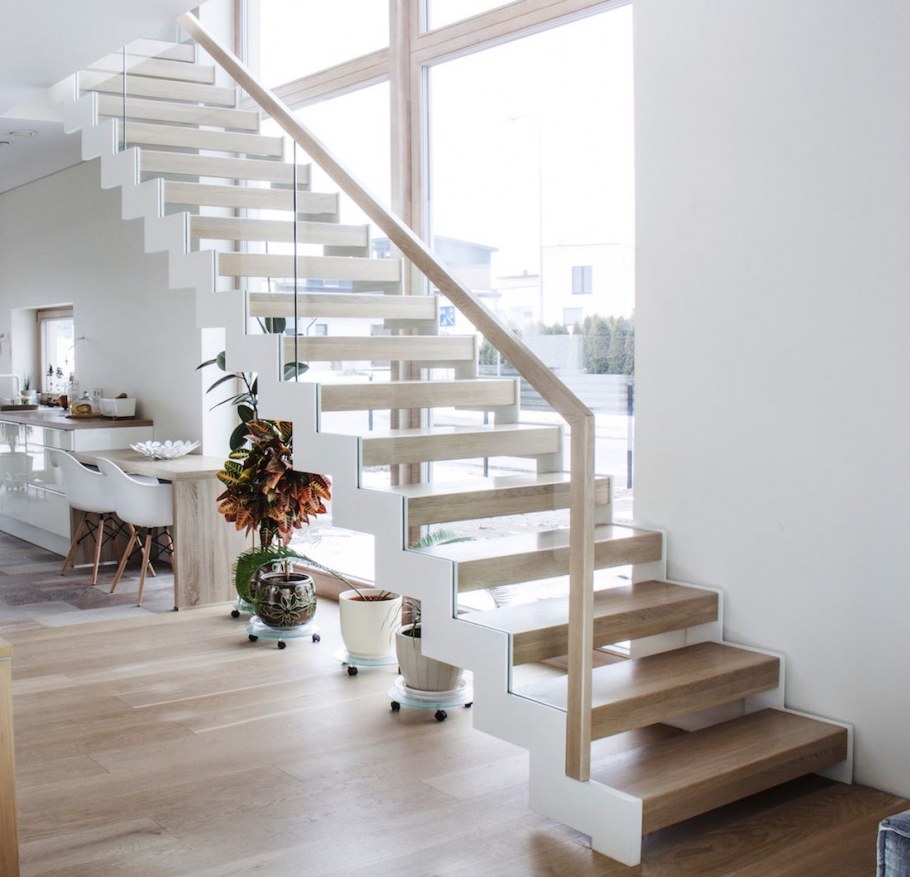 Лестница в интерьере