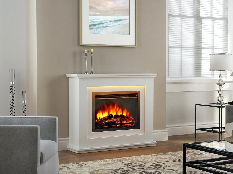 Белый глянцевый камин