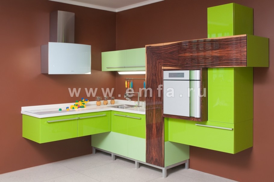 Интерьнр Пауло пенинфорина