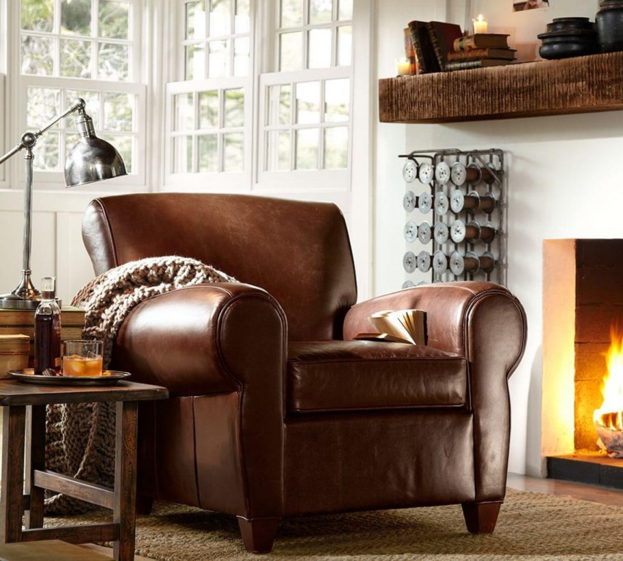 Кожаная мебель в интерьере гостиной