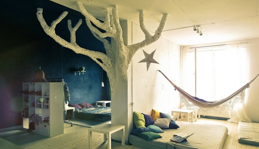 Ствол дерева в интерьере