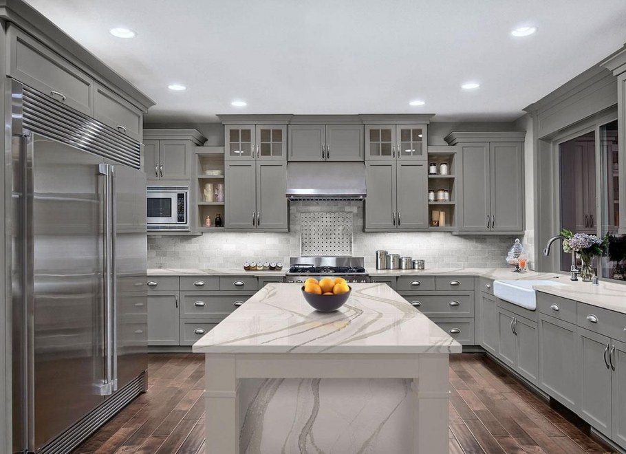 Кухня в серых тонах