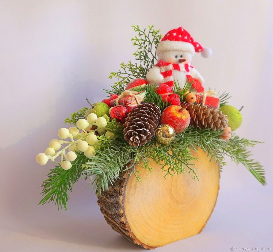 Новогодний бычок из фетра