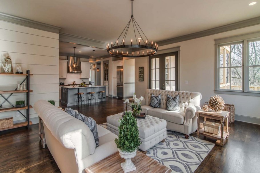 Гостиная в доме из бруса