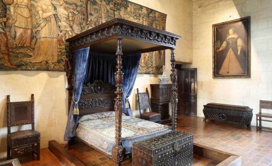 Кровать с балдахином Готика средневековье