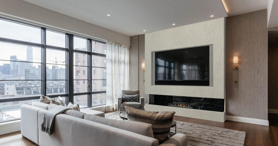 Гостиная с биокамином и мрамором