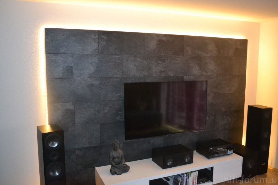 Плитка под телевизор на стену