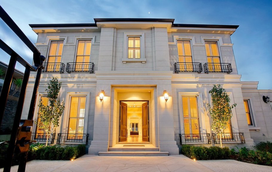 Травертин фасад вилла