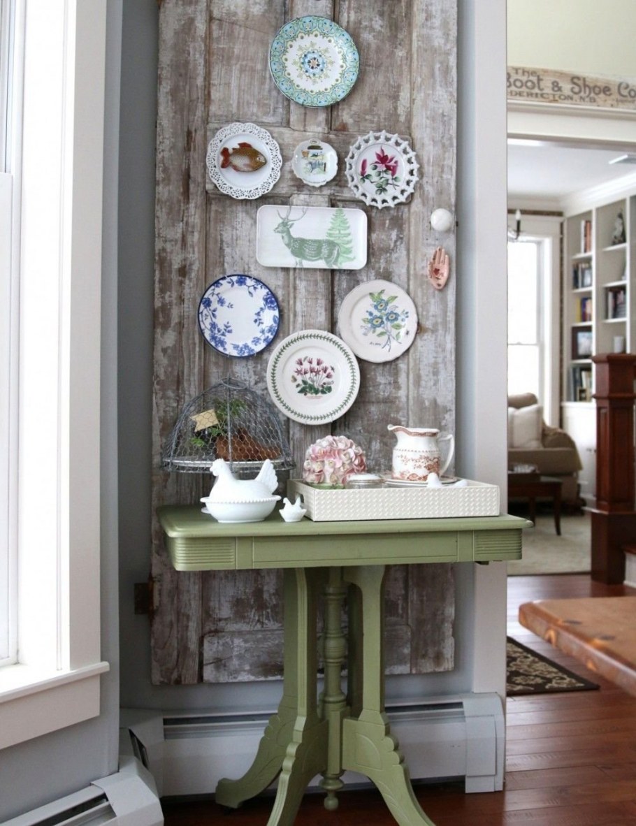 Декоративные тарелки в интерьере кухни