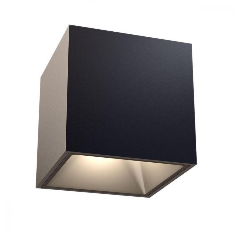 Люстра с геометрическими плафонами