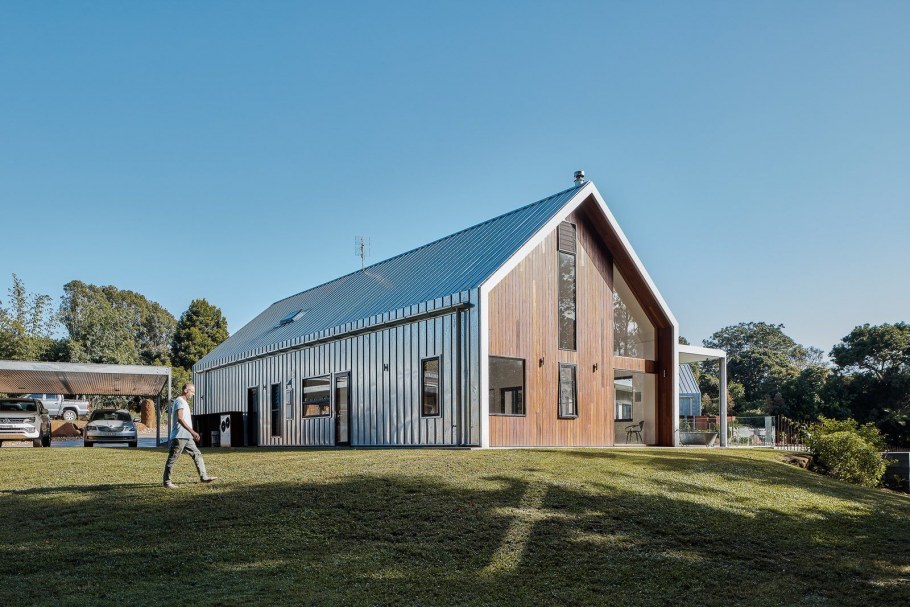 Лорд барнхаус