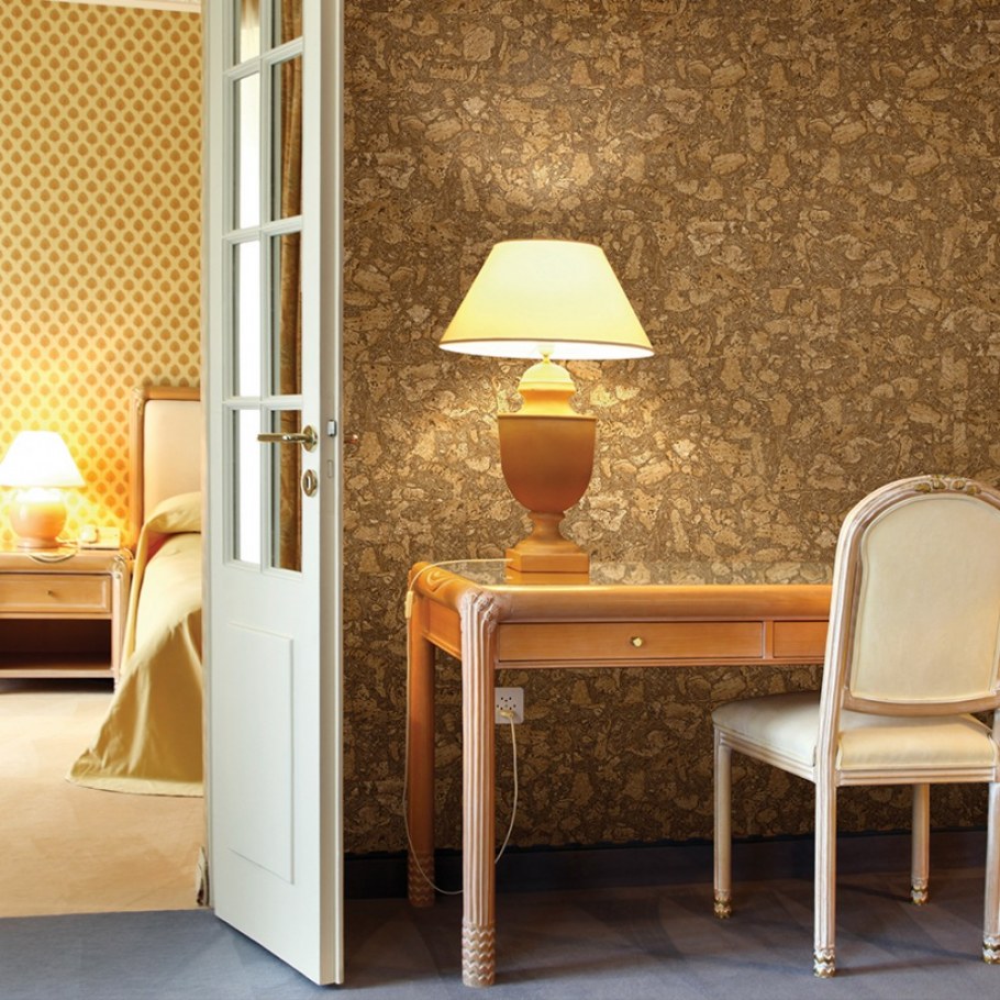 Отделка стен пробковыми панелями