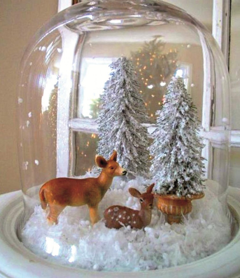 Новогодний декор из шишек