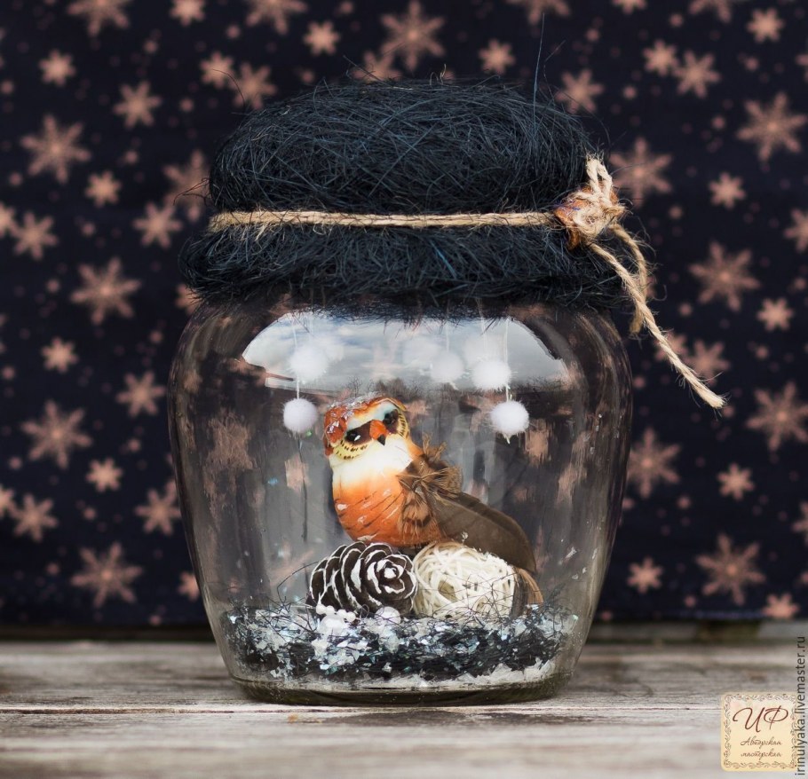 Новогодняя поделка в банке
