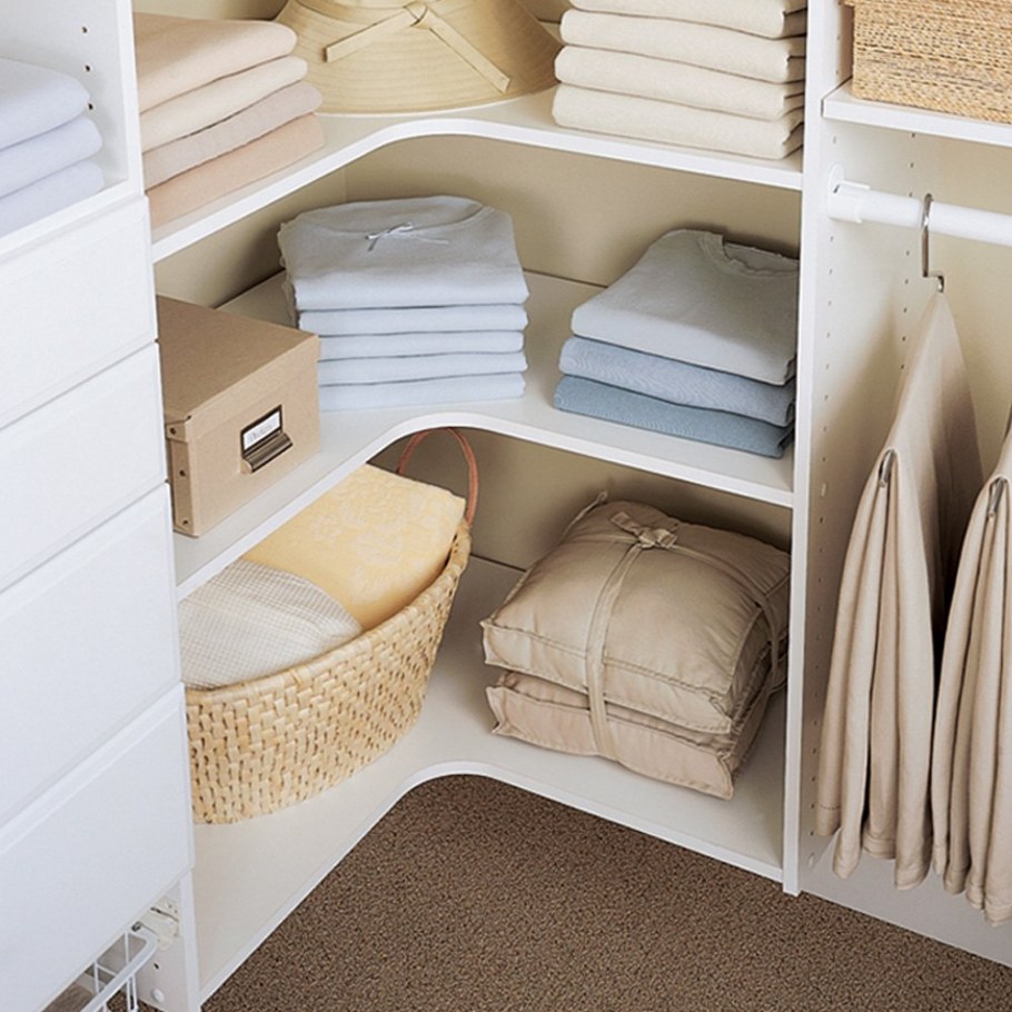 Гардеробная с подсветкой