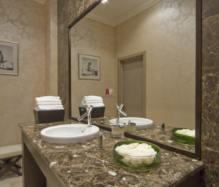 Туалетная комната в салоне красоты