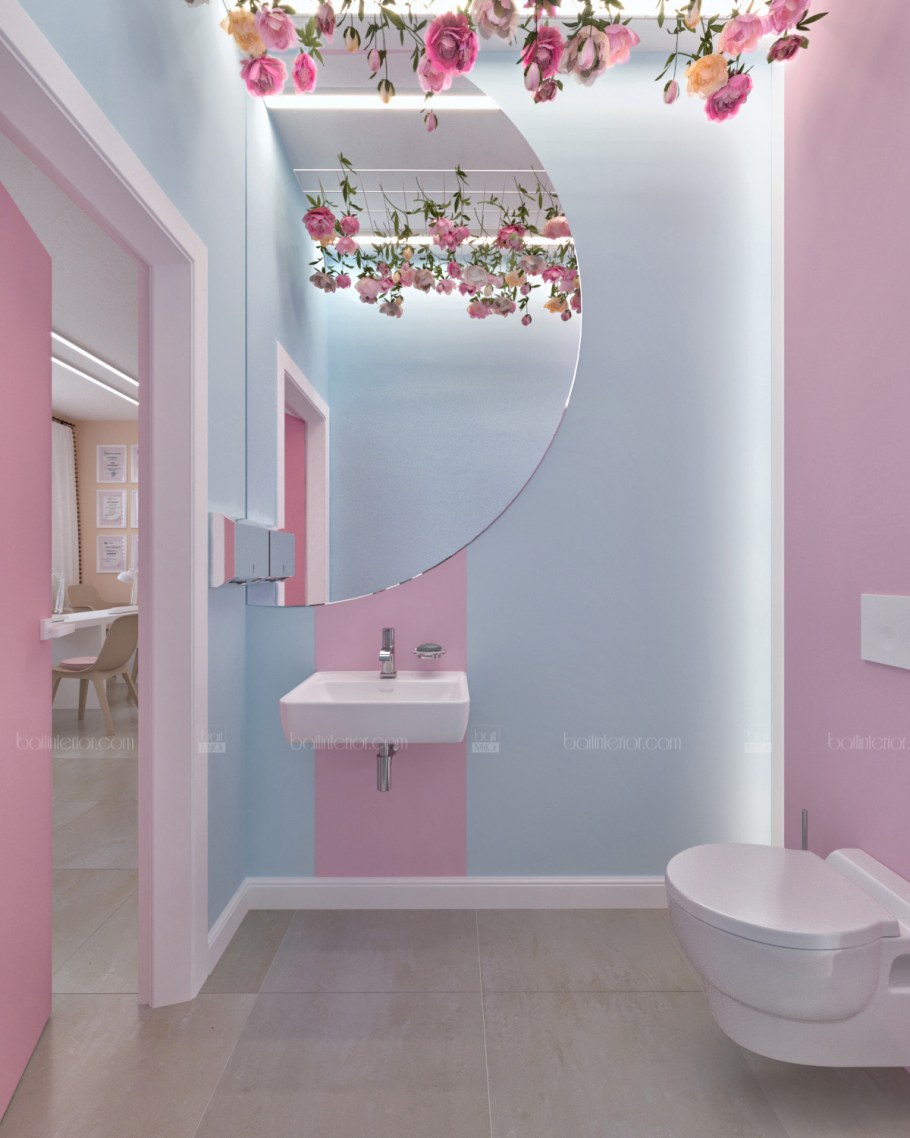 Туалет в студии красоты