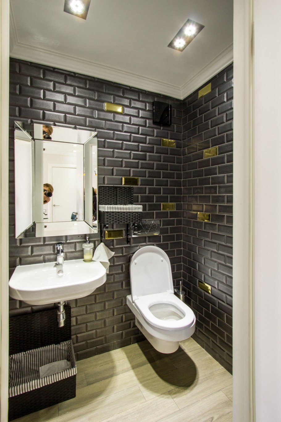 Уборная в салоне красоты