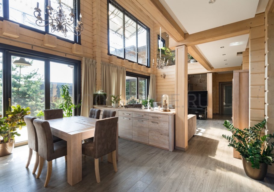 Интерьер дома из клееного бруса в скандинавском стиле