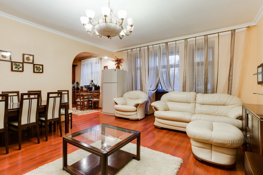 ЖК Октябрьское поле входные группы