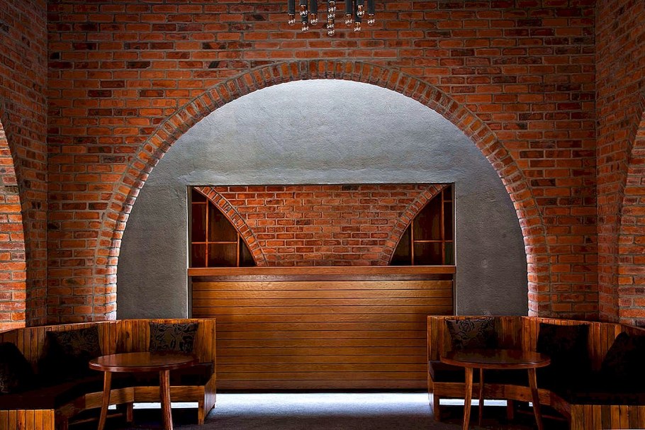 Лучковая арка кирпичная