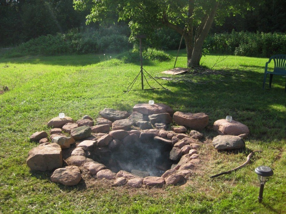 Место для костра на даче