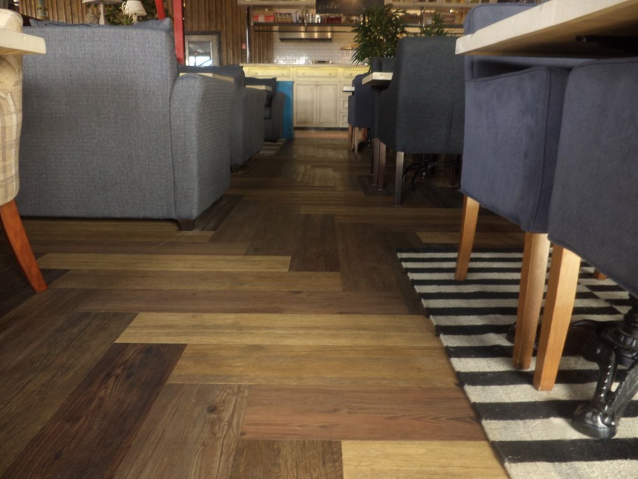 Укладка ламината